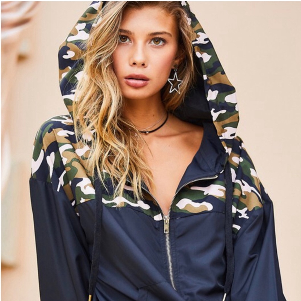 Camo windbreaker